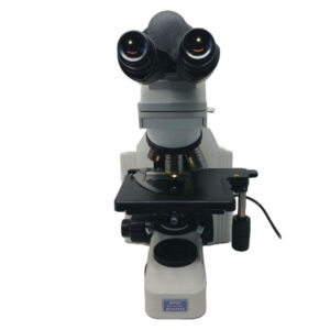Nikon E400 Microscope Front View