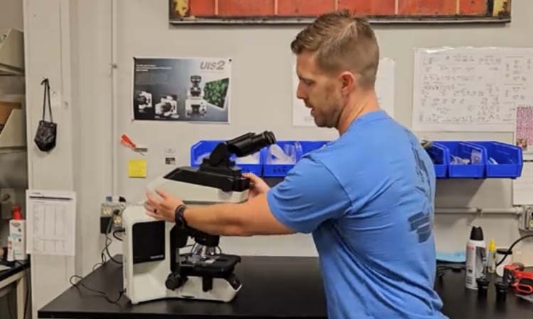 Olympus Evident U-TTLBI Tilting Lifting Head