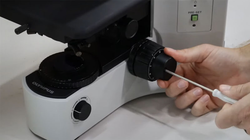 Fine Adjustment Handle on a Olympus BX